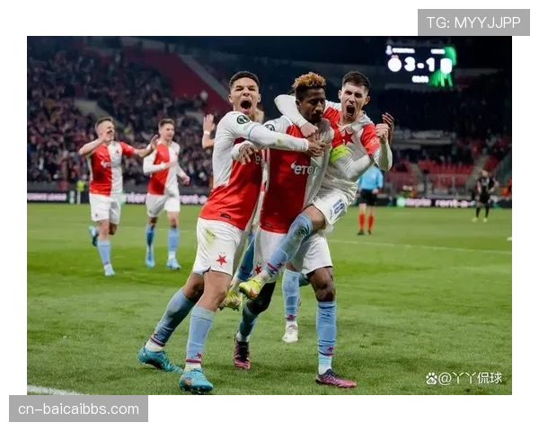 热刺主场三球完胜布拉格斯拉维亚 点球战术成取胜关键